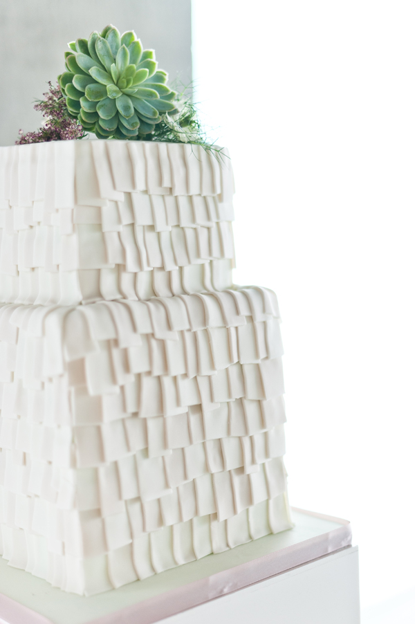 contemporary-wedding-inspiration-with