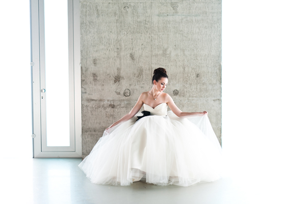 contemporary-wedding-inspiration-with