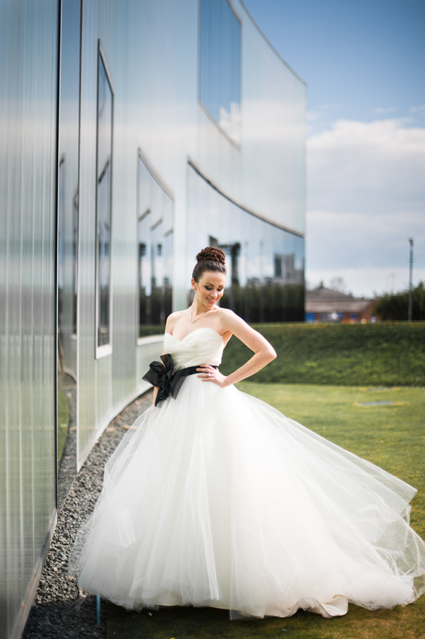 contemporary-wedding-inspiration-with