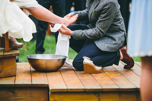 eclectic-blue-backyard-wedding