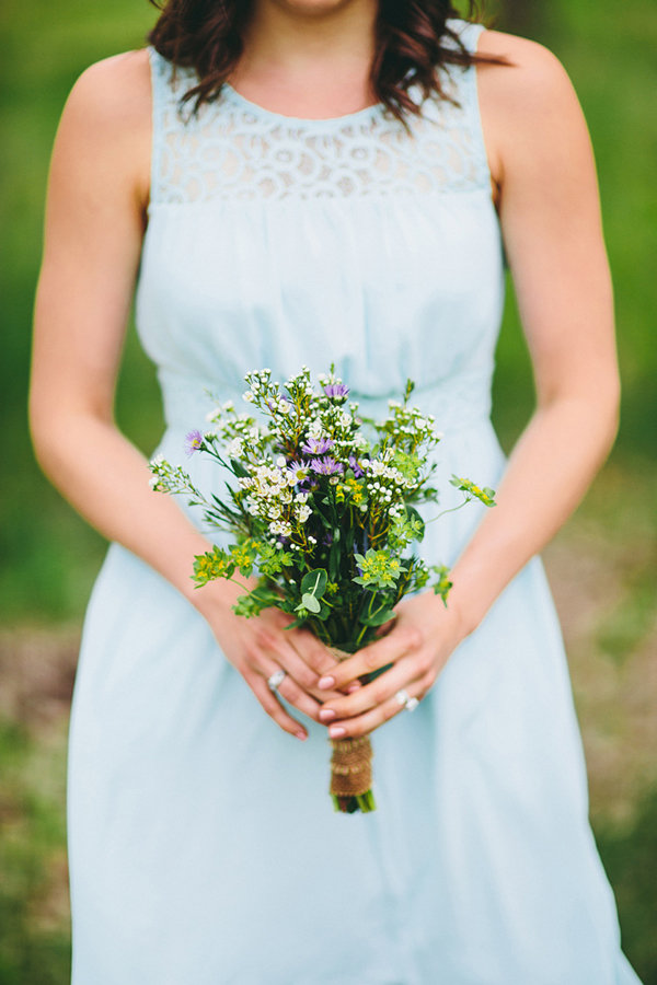 eclectic-blue-backyard-wedding