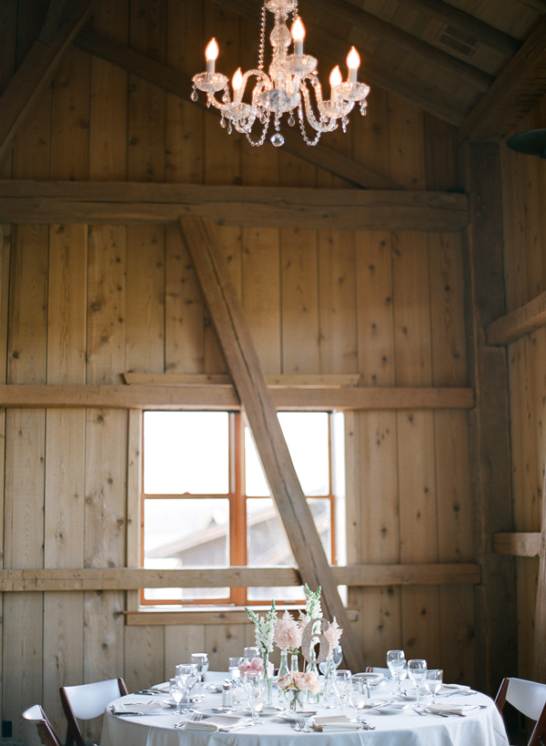 elegantly-rustic-wedding-at-devil-s