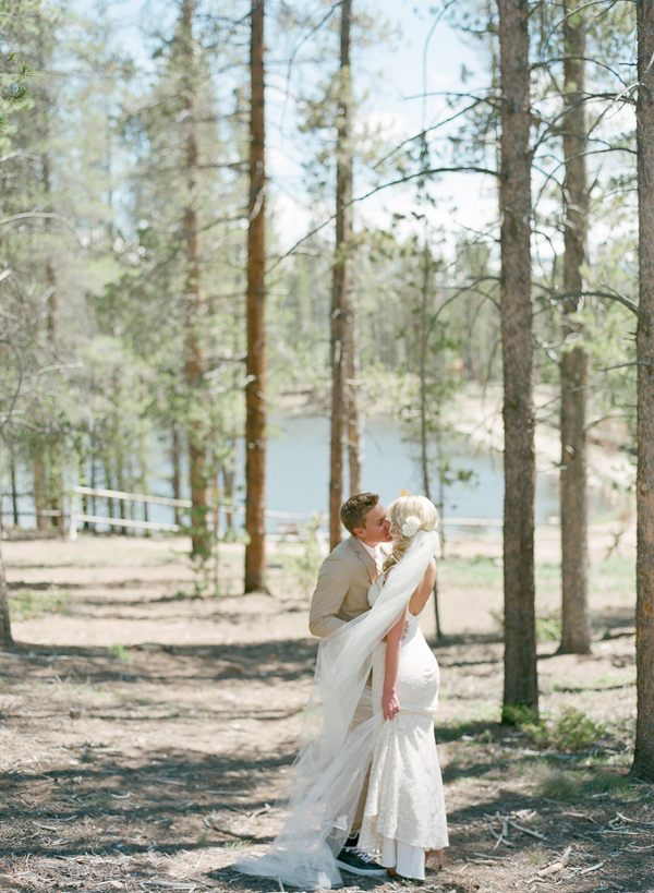 elegantly-rustic-wedding-at-devil-s