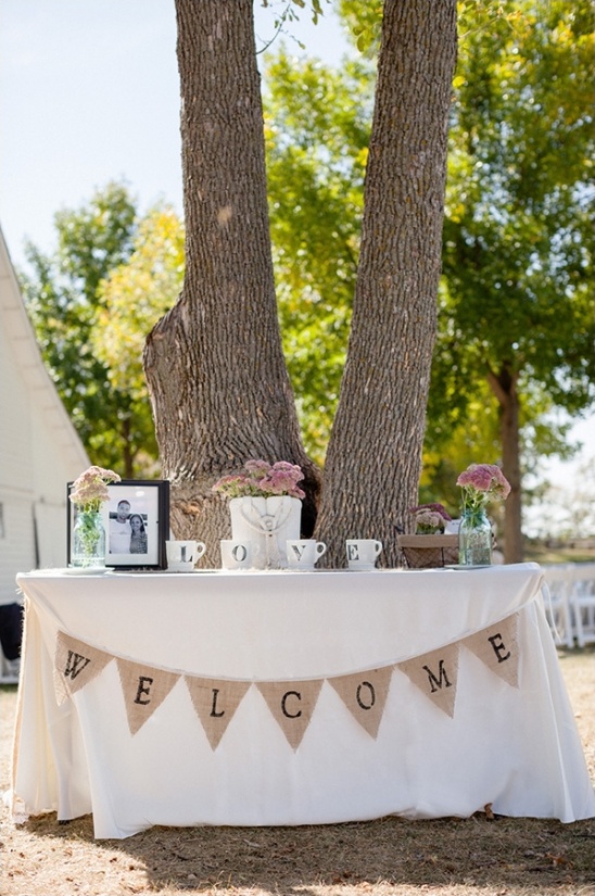 welcome table ideas