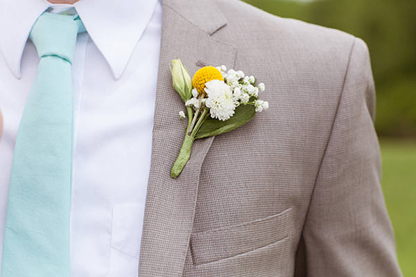 mint-and-yellow-dance-hall-wedding