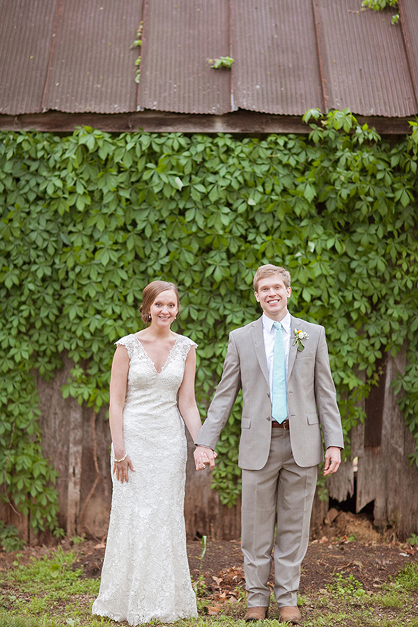 mint-and-yellow-dance-hall-wedding