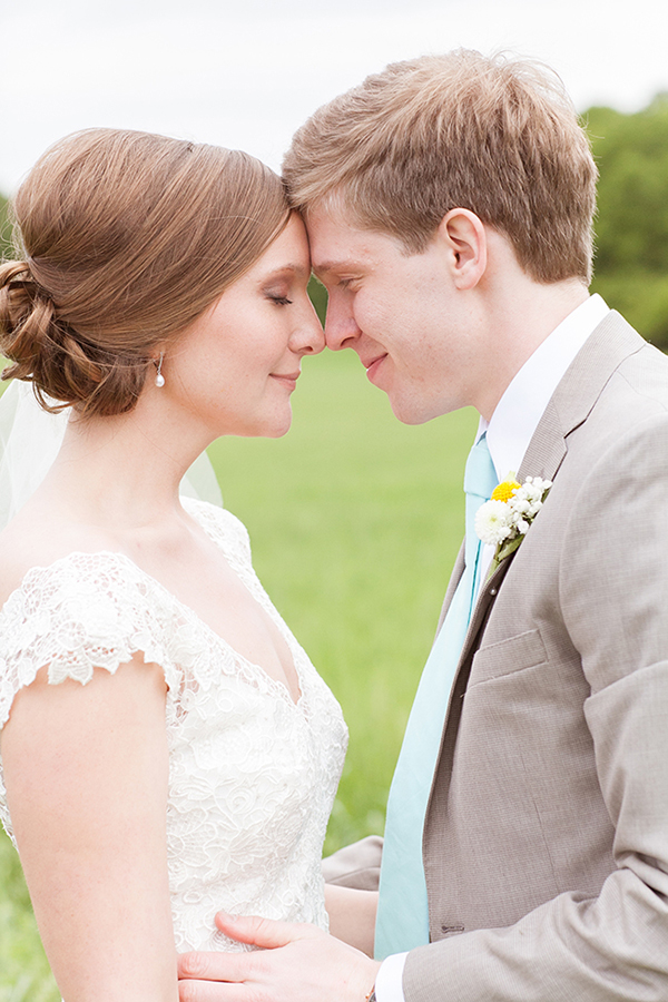 mint-and-yellow-dance-hall-wedding