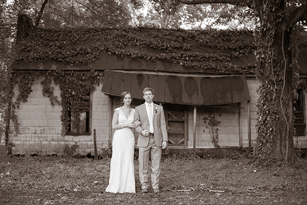 mint-and-yellow-dance-hall-wedding