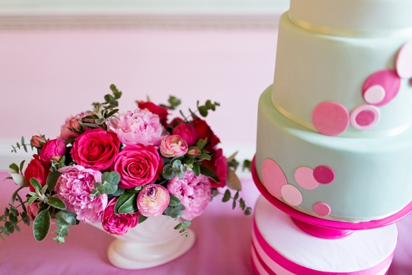 pink-and-mint-cake-table-ideas