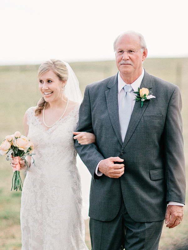 relaxed-georgia-backyard-wedding