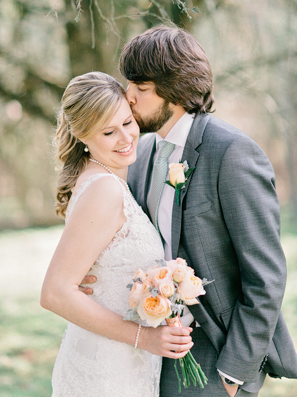 relaxed-georgia-backyard-wedding