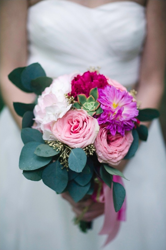 pink and gold bridal bouquet by Uy-Lennon Flower and Design