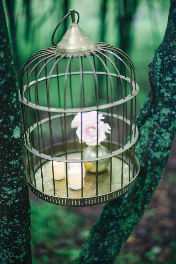 romantic-forest-wedding-inspiration