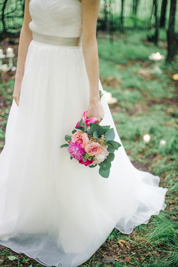 romantic-forest-wedding-inspiration