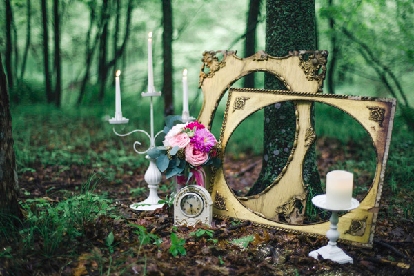 romantic-forest-wedding-inspiration