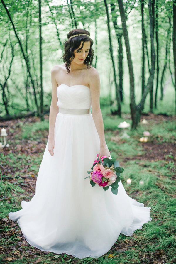 romantic-forest-wedding-inspiration