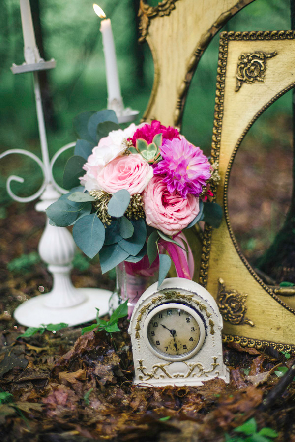 romantic-forest-wedding-inspiration