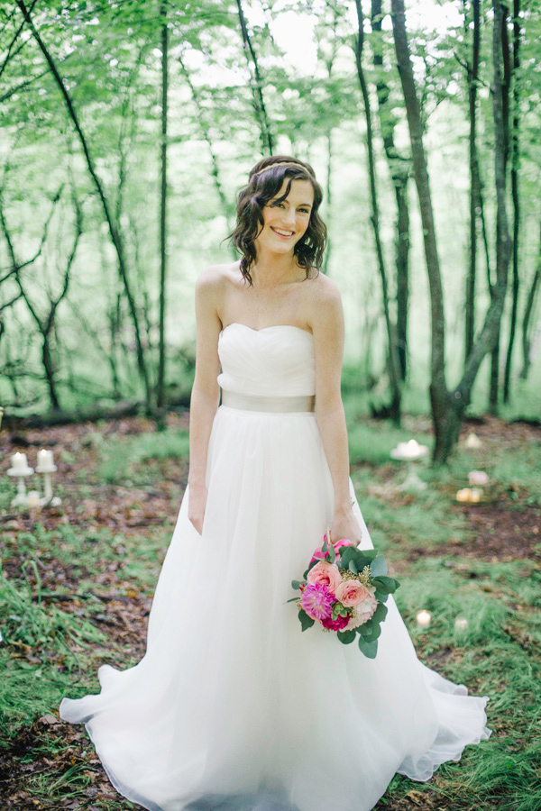romantic-forest-wedding-inspiration