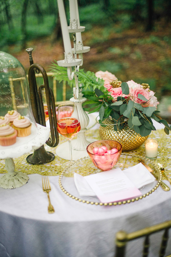 romantic-forest-wedding-inspiration