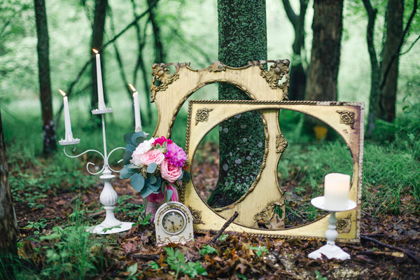 romantic-forest-wedding-inspiration