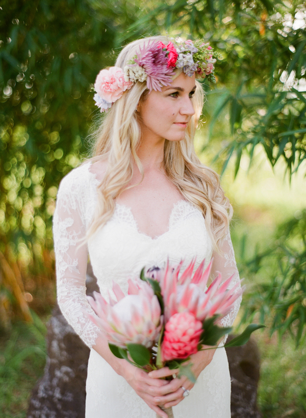 rustic-bohemian-elopement-in-hawaii