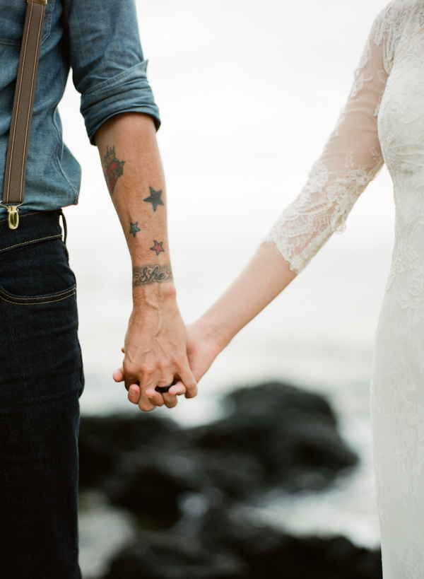rustic-bohemian-elopement-in-hawaii