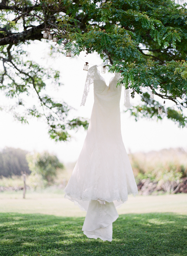 rustic-bohemian-elopement-in-hawaii