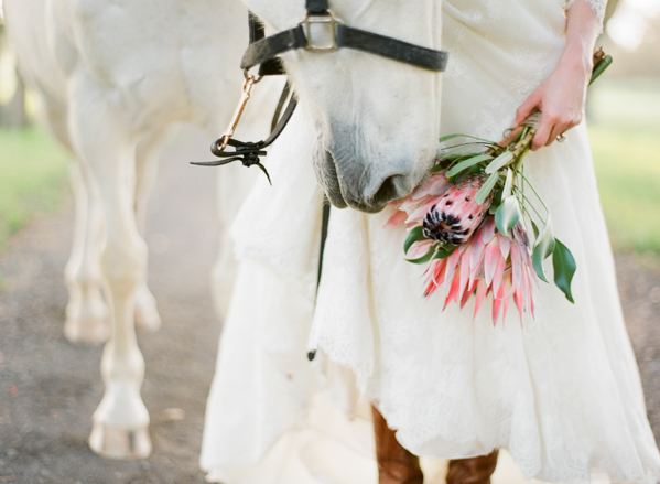rustic-bohemian-elopement-in-hawaii