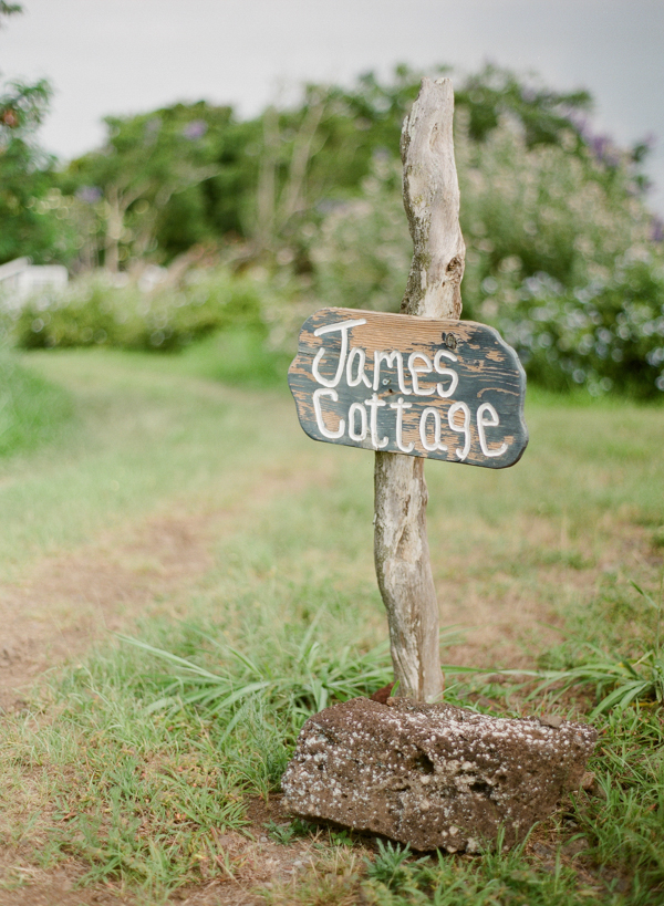 rustic-bohemian-elopement-in-hawaii