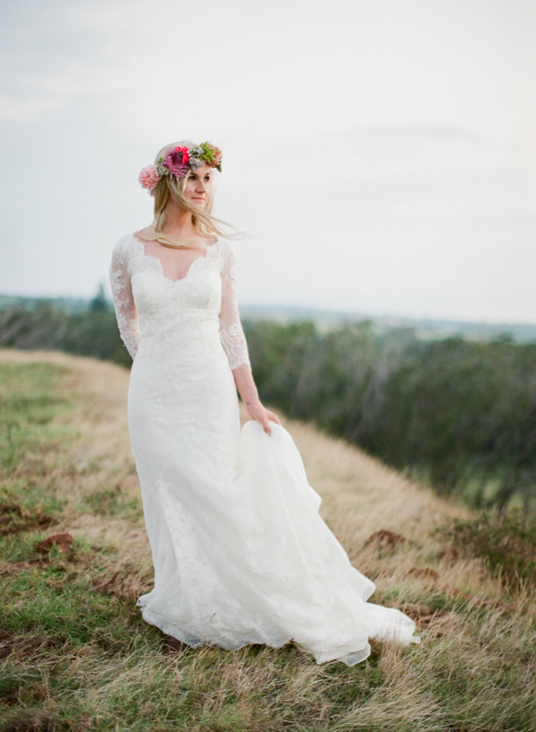 rustic-bohemian-elopement-in-hawaii