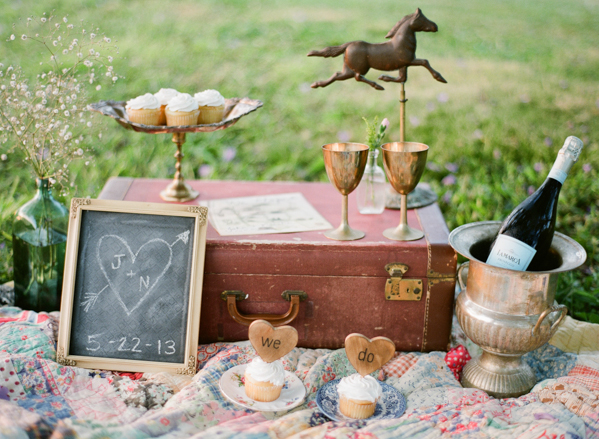 rustic-bohemian-elopement-in-hawaii