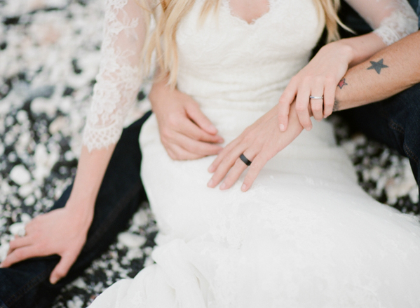 rustic-bohemian-elopement-in-hawaii