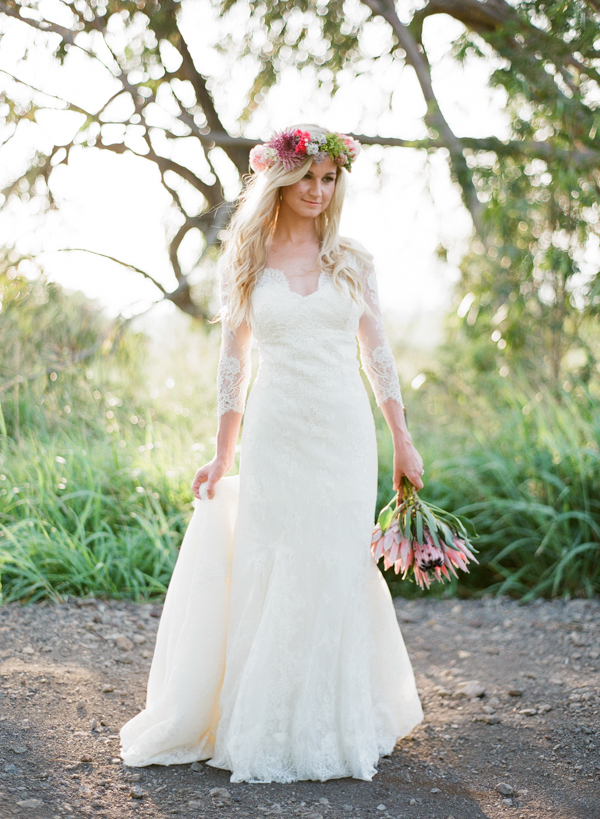 rustic-bohemian-elopement-in-hawaii