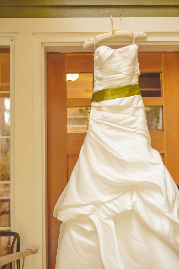 rustic-chic-wedding-at-pickering-barn