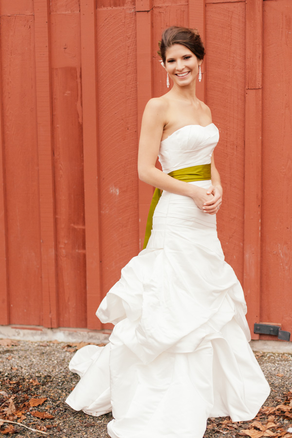 rustic-chic-wedding-at-pickering-barn