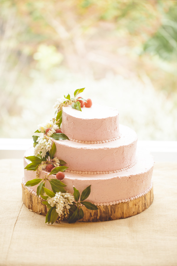 rustic-chic-wedding-at-pickering-barn