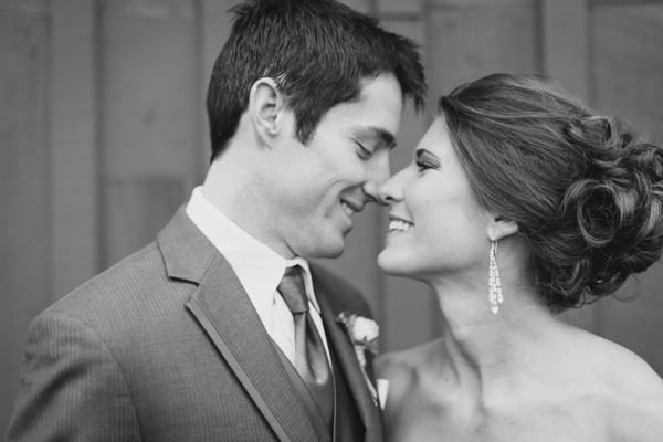 rustic-chic-wedding-at-pickering-barn