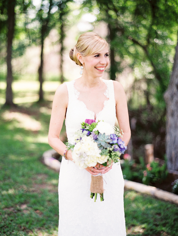 rustic-wedding-at-cedar-bend