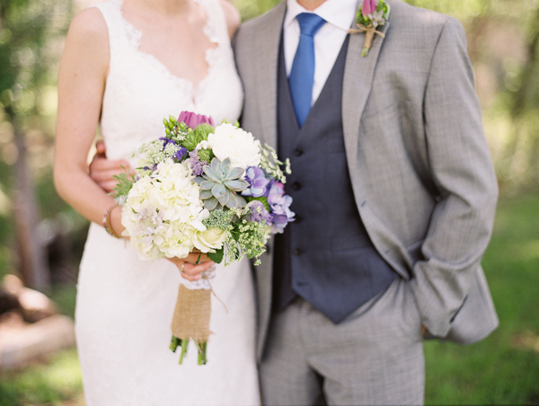 rustic-wedding-at-cedar-bend
