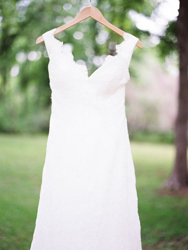 rustic-wedding-at-cedar-bend