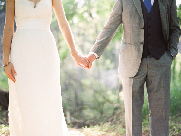 rustic-wedding-at-cedar-bend