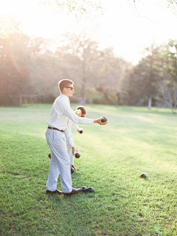 rustic-wedding-at-cedar-bend