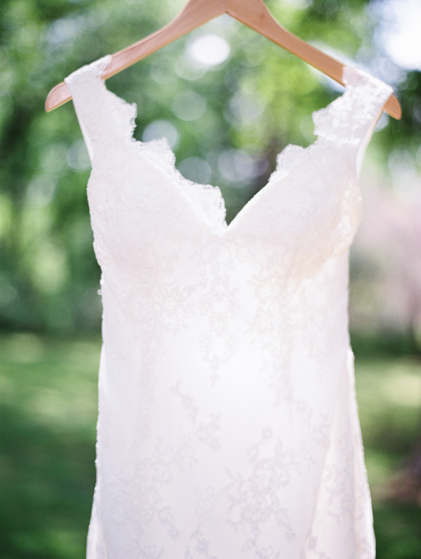 rustic-wedding-at-cedar-bend