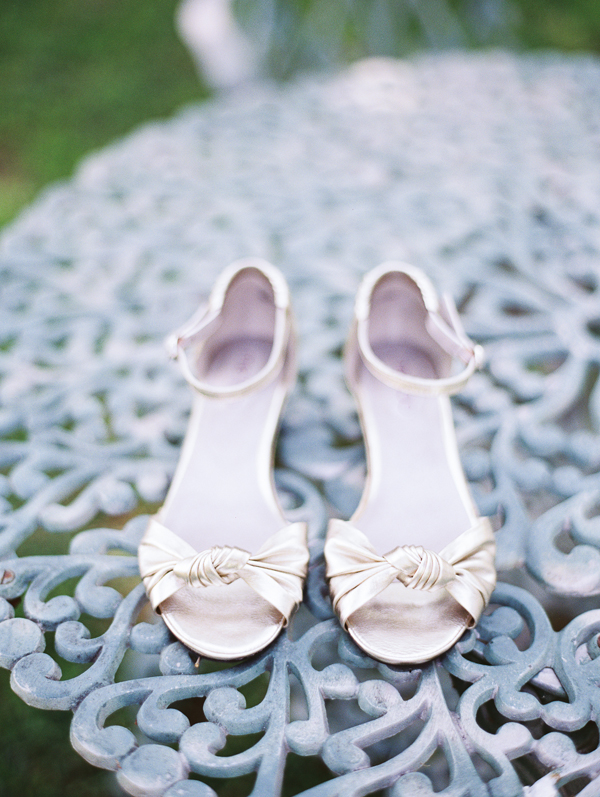 rustic-wedding-at-cedar-bend