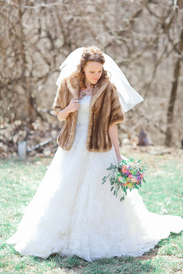 vintage-backyard-wedding