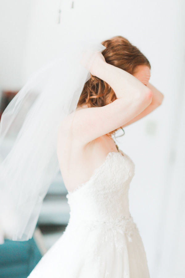 vintage-backyard-wedding