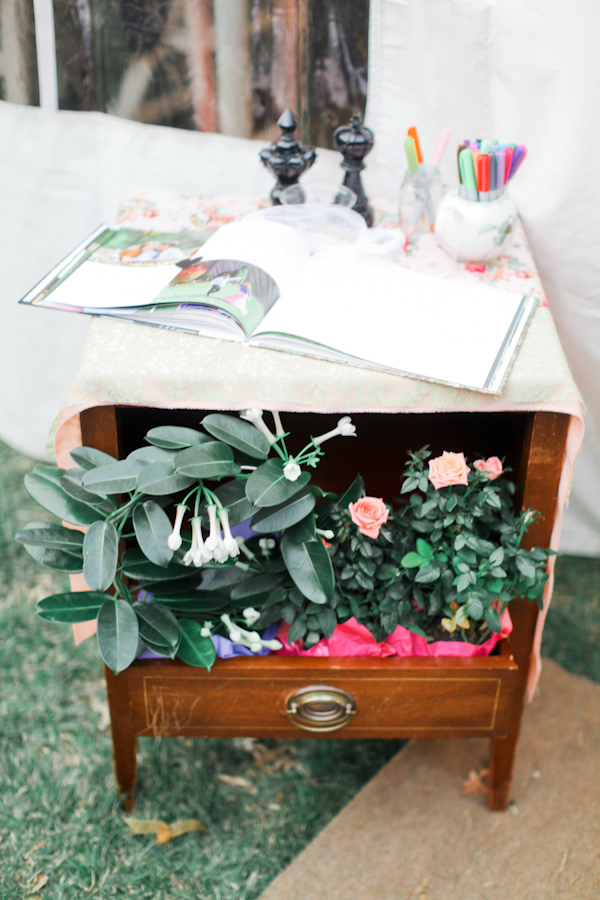 vintage-backyard-wedding