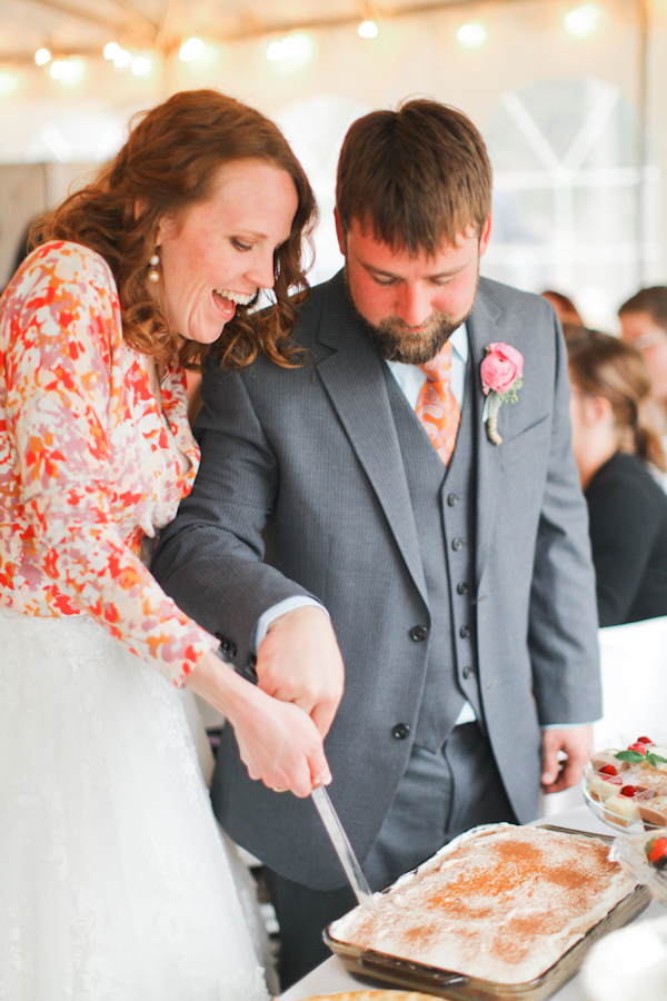 vintage-backyard-wedding