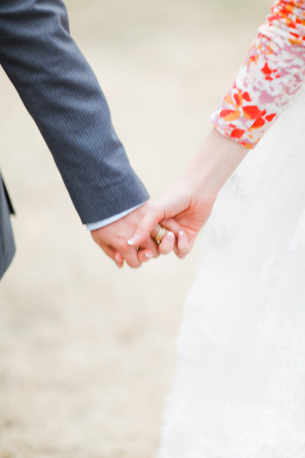 vintage-backyard-wedding