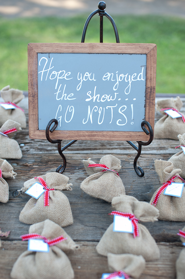 vintage-wedding-at-walnut-grove